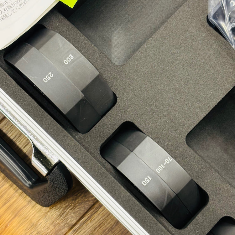 未使用 コードレス圧着器 EZ46A4K-B バッテリ・充電器別売 【リライズ蓮田店】