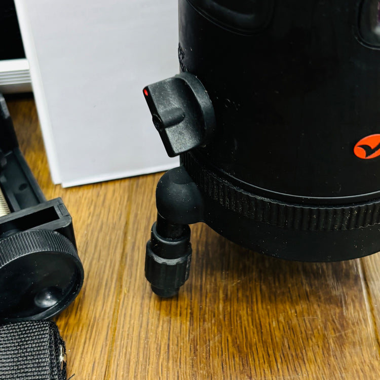 程度良好  5ライン レーザー墨出し器 Model-R5 【リライズ蓮田店】