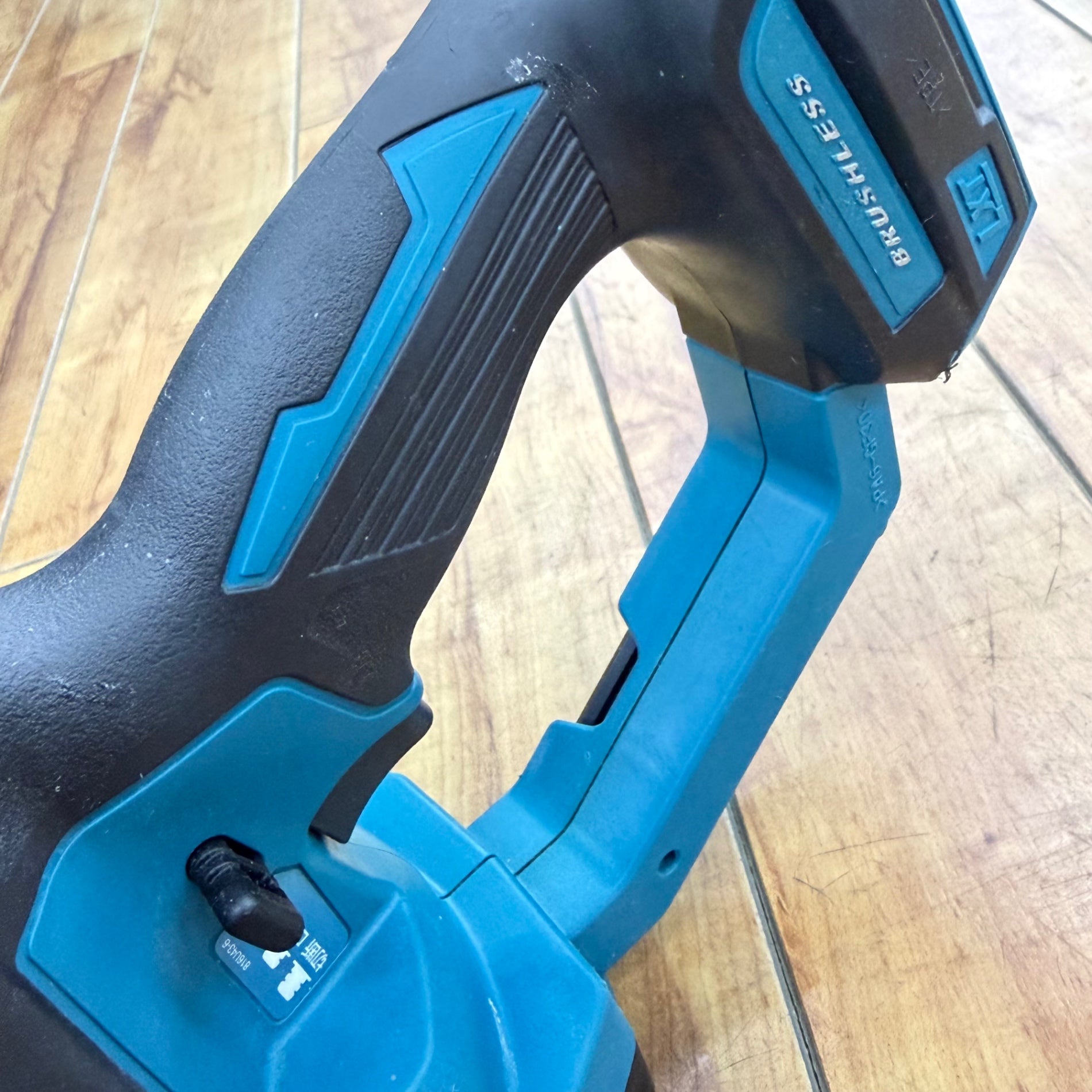 動作良好 14.4V/18V 充電式全ネジカッタ SC102DZ 本体のみ 【リライズ蓮田店】