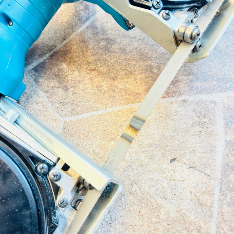 ◆マキタ(makita) コードレスバンドソー PB180DZ 【越谷店】