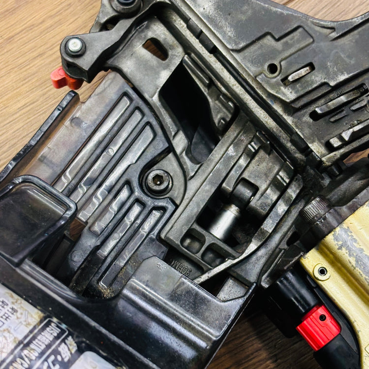 90mm 高圧 釘打ち機 NV90HMC 【蓮田店】