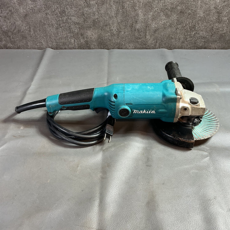 【中古】マキタ(makita) コード式ディスクグラインダ GA6010 150㎜  【越谷店】