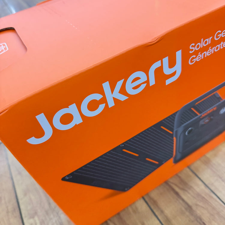 未使用 バッテリー容量256Wh ポータブル電源 40W小型ソーラーパネル JSG-240A 【リライズ蓮田店】