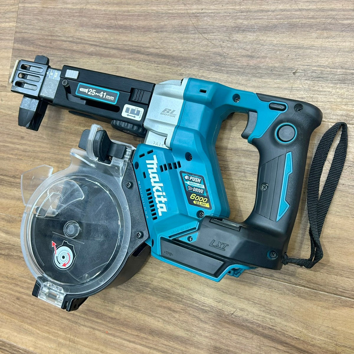 美品 マキタ (makita) 18V コードレスオートパックスクリュードライバー FR451DZ バッテリーアダプター BAP18 付き【船橋馬込店】