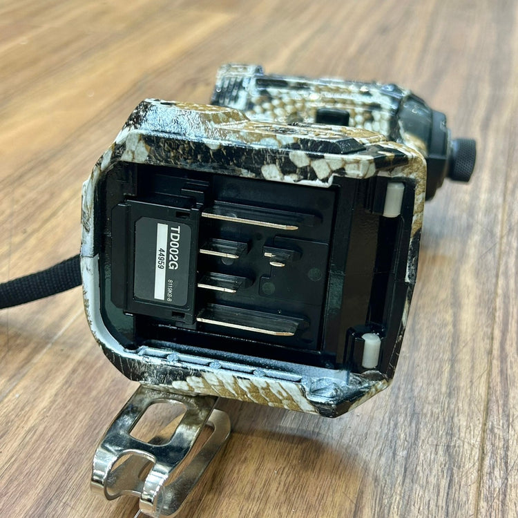 本体+ハウジングカスタム品 マキタ (makita) 40V コードレスインパクトドライバー TD002GZ 【船橋馬込店】