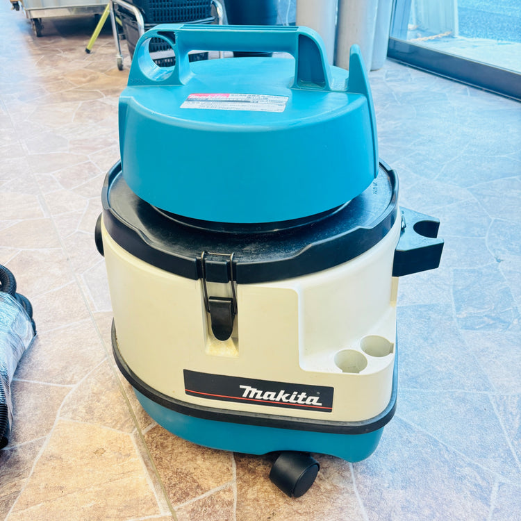 ◆makita(マキタ) 乾式専用 集じん機 436 【越谷店】