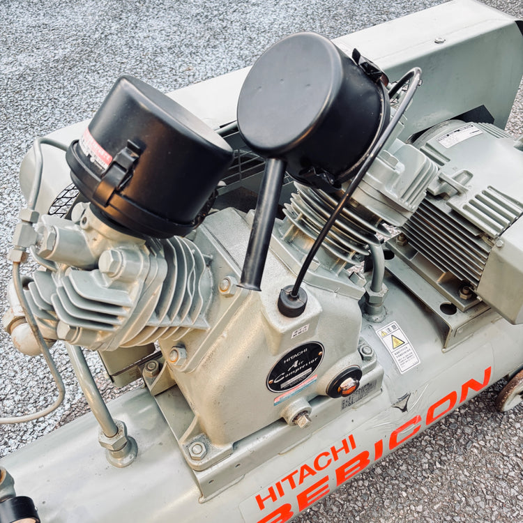 ※店頭引取限定　三相200Vエアーコンプレッサー　ベビコン　日立　ベビコン　2.2U-9.5VP5 【越谷店】