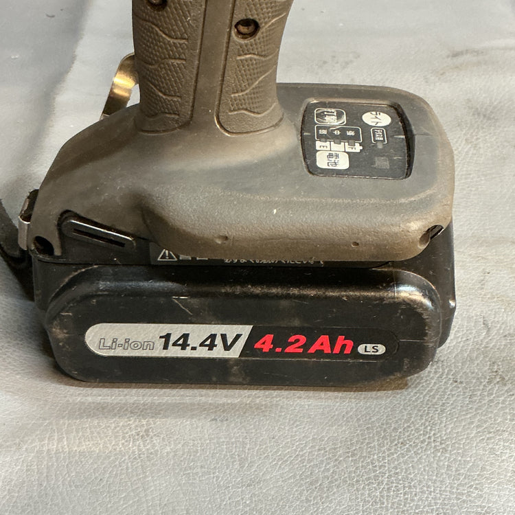 【中古】パナソニック(Panasonic) 充電式インパクトドライバ EZ75A7LS2F-B  【越谷店】