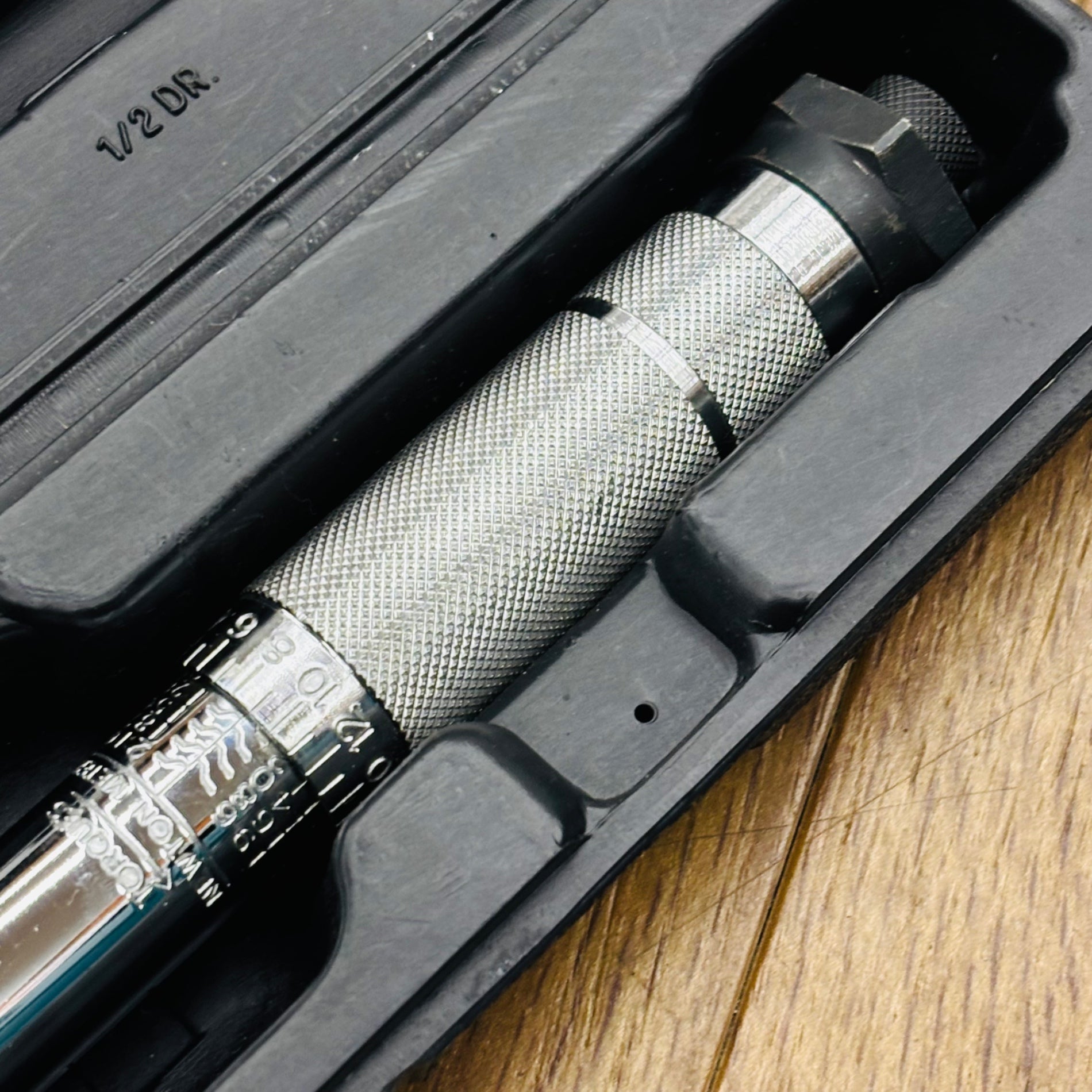 1/2sq(12.7mm) トルクレンチ F-76 　28-210N・m【リライズ蓮田店】