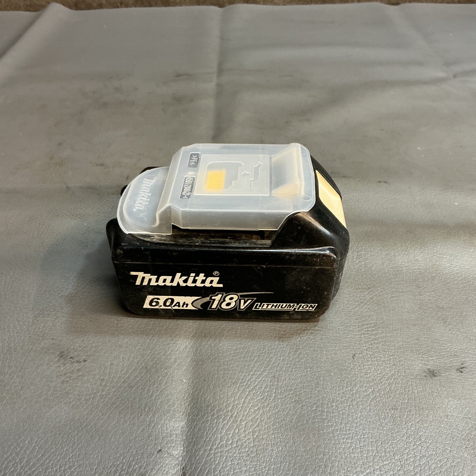 【中古】マキタ(makita) リチウムイオンバッテリー 18V/6.0Ah BL1860B  【越谷店】