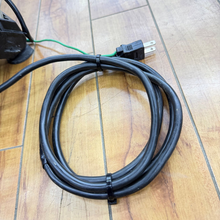 動作確認済み エアコンプレッサー EC1443H 【リライズ蓮田店】
