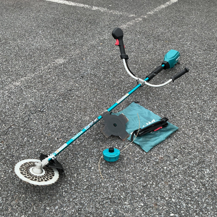 【※発送不可※中古】 マキタ(makita) 40Vmax コードレス草刈機 MUR005GZ チップソー使用可能モデル 【越谷店】