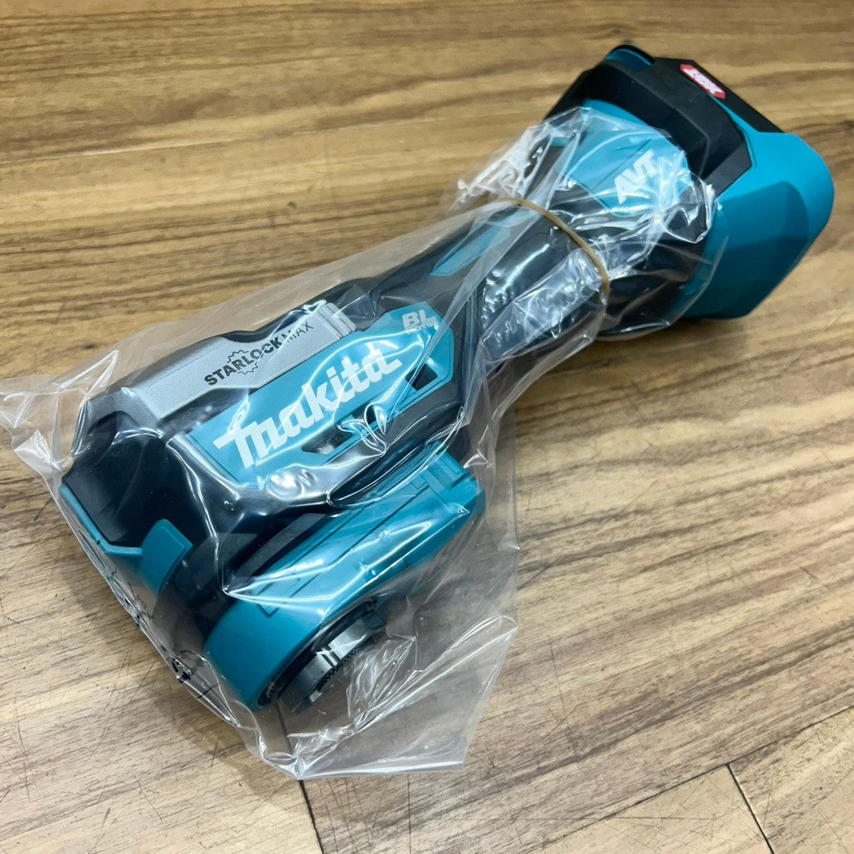 マキタ (makita) 40V コードレスマルチツール TM001GZ 本体のみ 【船橋馬込店】