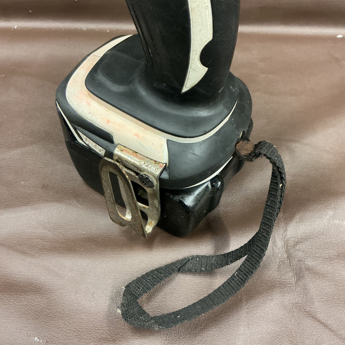 【中古・現状品】 マキタ 14.4V インパクトドライバ TD134DZ 本体+バッテリ ※ワケあり品 【越谷店】
