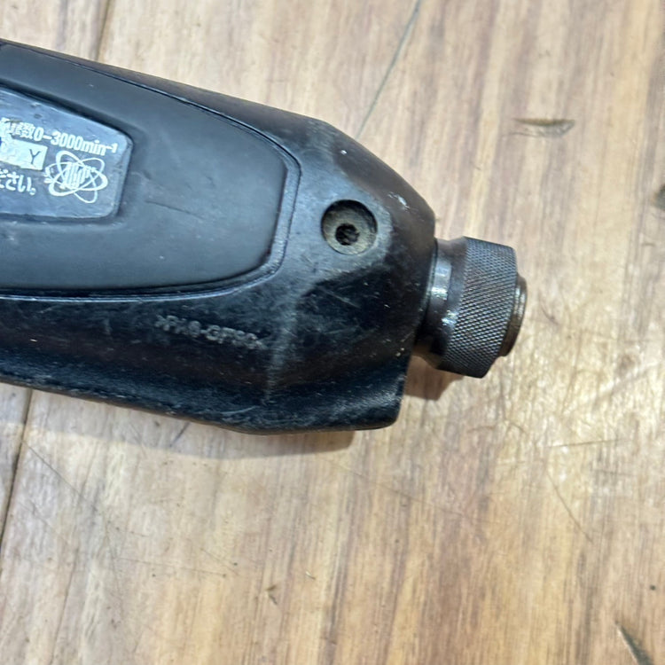 ◆マキタ(makita) 充電式ペンインパクトドライバ TD021DZ 【船橋馬込店】
