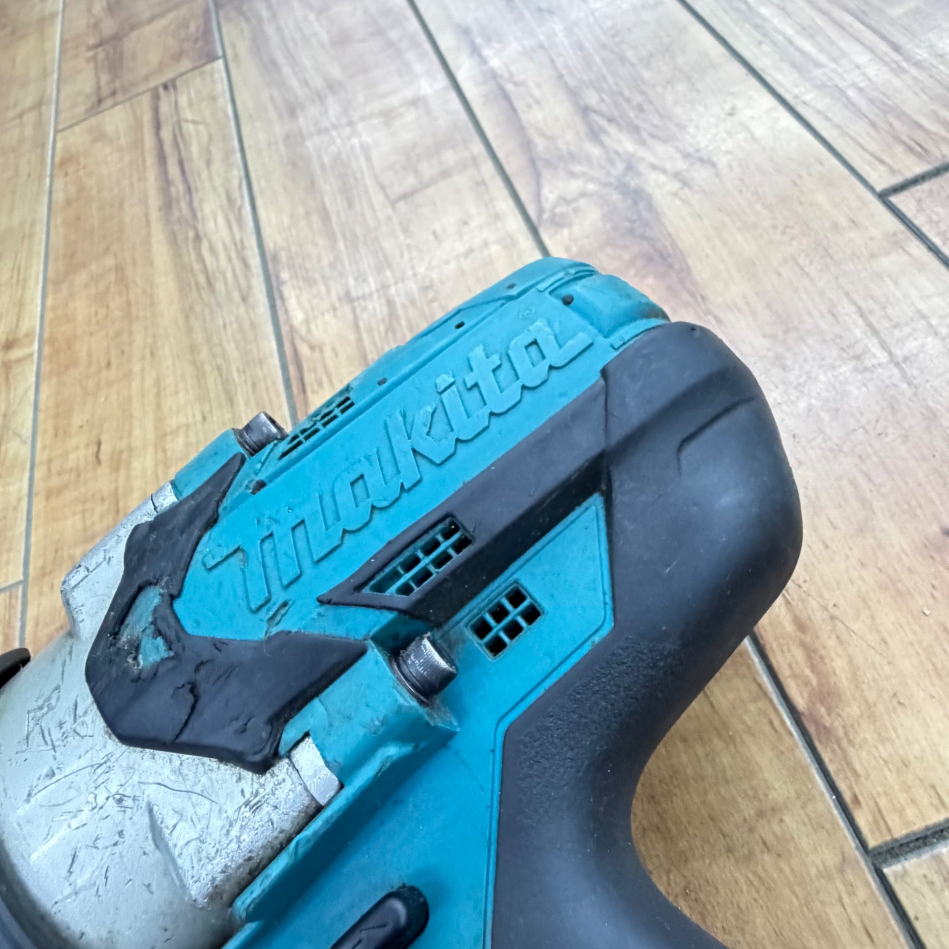 本体のみ 18V コードレスインパクトレンチ TW1001DZ 【蓮田店】