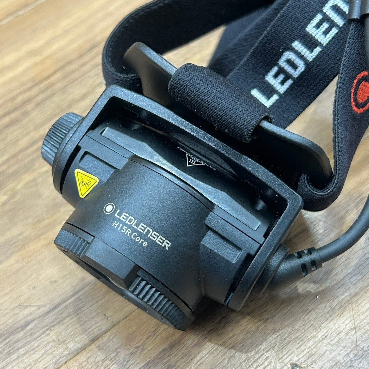 箱なし未使用 レッドレンザー (LEDLENSER) ヘッドライト H15R Core 【船橋馬込店】