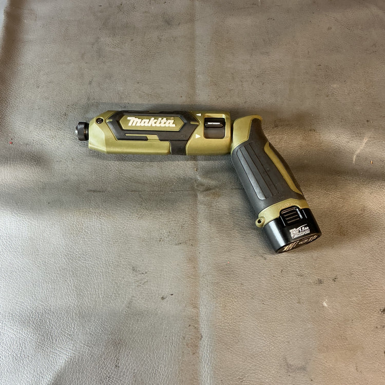 【中古】マキタ(makita) 7.2V充電式ペンインパクトドライバ TD022DZO 本体のみ 【越谷店】