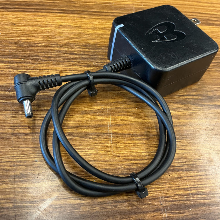 【夏のお供】 バートル BURTLE 空調服バッテリ 2点セット19Vバッテリ AC360 22Vバッテリ AC08 充電器付き 京セラ製 【中古】 【越谷店】