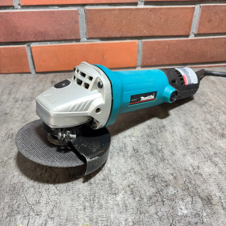 ◆マキタ(makita) ディスクグラインダー 9533BLA 【市川行徳店】