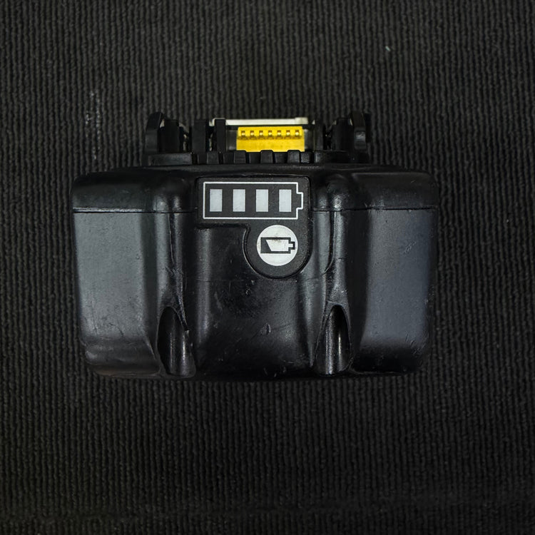 充電回数15回 純正品 リチウムイオンバッテリー 18V/6.0Ah BL1860B 【リライズ蓮田店】