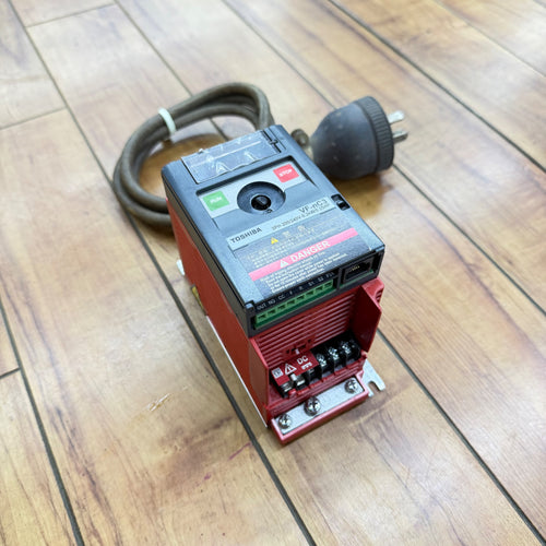 実動作未確認 簡単・小形インバータ VF-nC3 【リライズ蓮田店】
