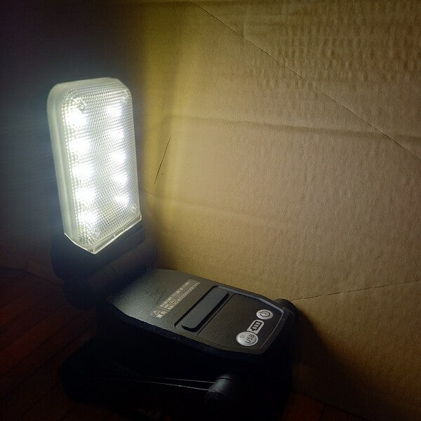14.4V/18V/21.6V対応 コンパクトマルチLEDライト750ml 黒 【14.4V/4.2Ah電池パック・充電器セット】 EZ37C4-B/EZ9L45ST 【野田愛宕店】