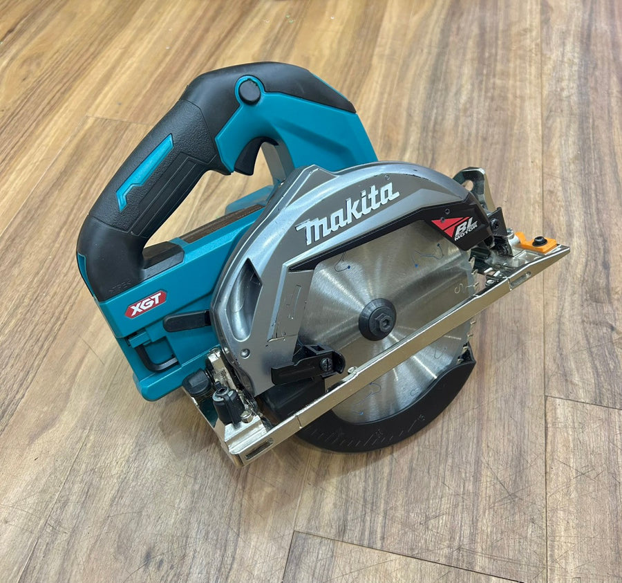 美品 マキタ (makita) コードレス丸のこ 40V 165mm HS001GZ 本体のみ  【船橋馬込店】