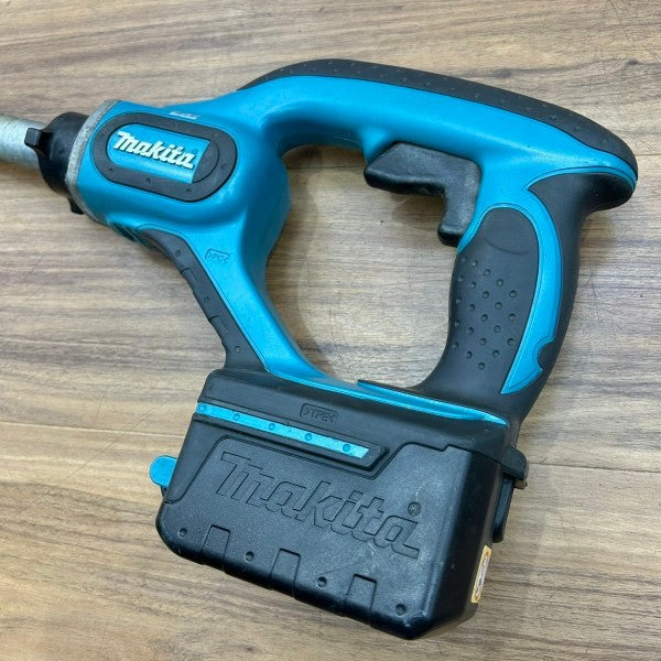 ◆マキタ(makita) 14.4V充電式コンクリートバイブレータ VR340DZ 【船橋馬込店】