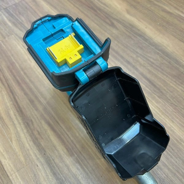 ◆マキタ(makita) 14.4V充電式コンクリートバイブレータ VR340DZ 【船橋馬込店】
