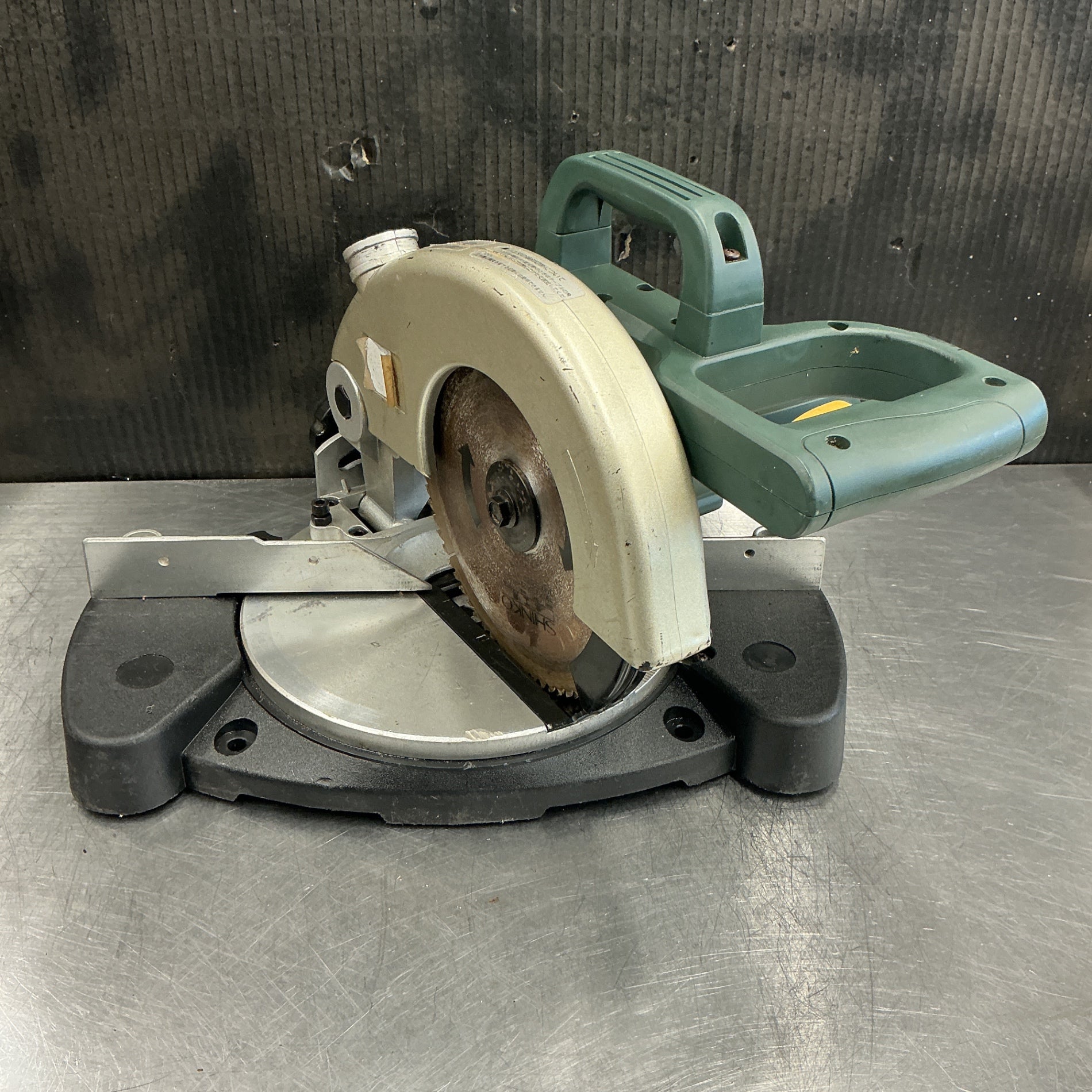 【中古現状品】新興製作所(SHINKO) 卓上丸ノコ STC-190  【越谷店】