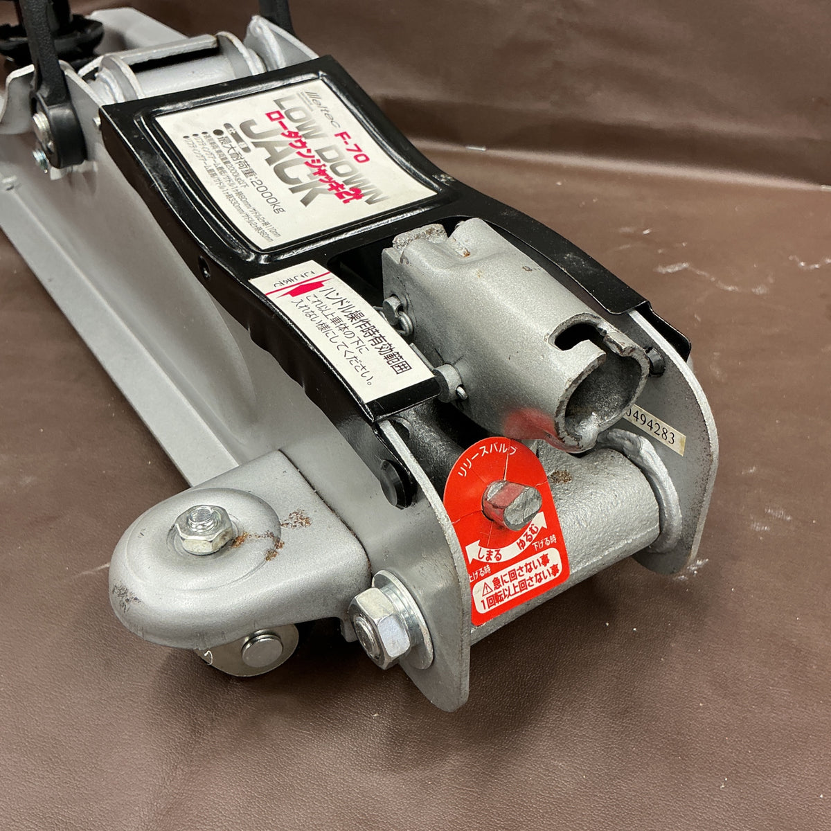 【中古】 メルテック F-70 ローダウンジャッキ 最大耐荷重 2t 【越谷店】