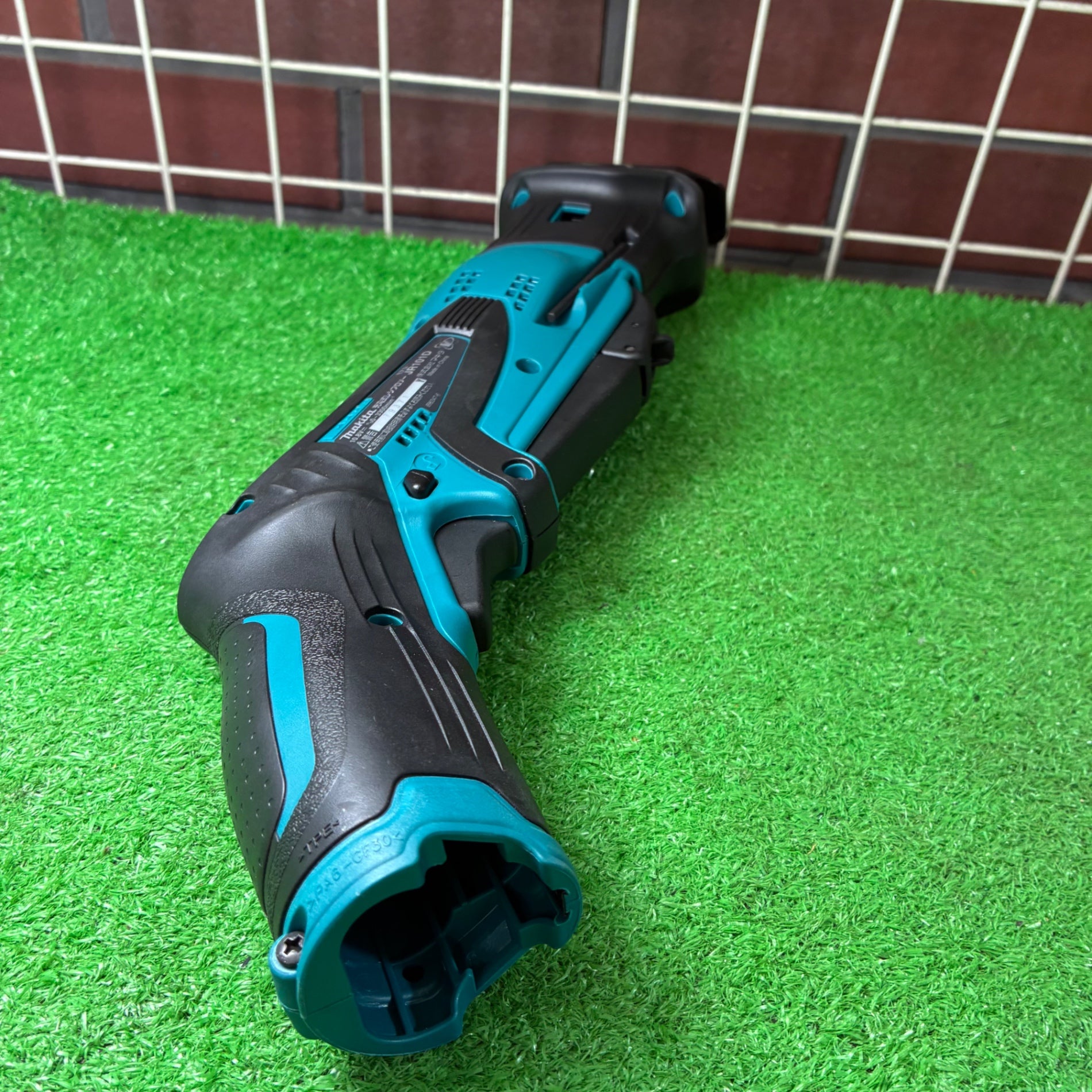 マキタ(makita) 10.8Vコードレスレシプロソー JR101DZ 【市川行徳店】