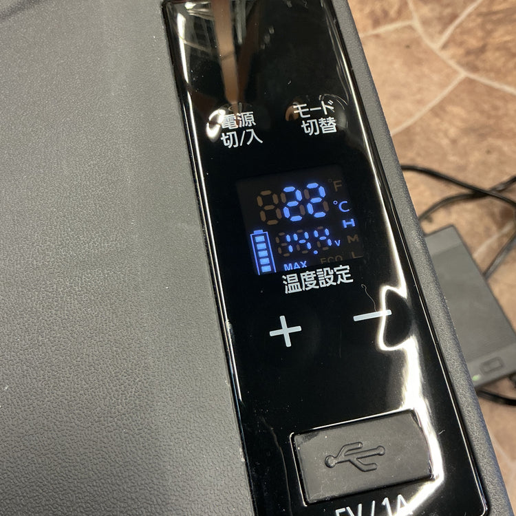 【中古美品】 アイリスオーヤマ ポータブル冷蔵庫 30L ブラック 急速冷凍 -20~20℃ キャスター付き IPD-3A-B 【越谷店】