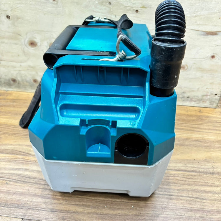 ◆マキタ(makita) コードレス集じん機 乾湿両用 VC750DZ 【船橋馬込店】