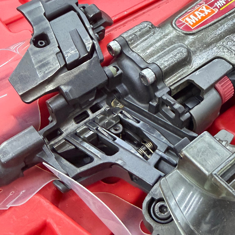 打ち込み動作良好 50mm 高圧エア釘打ち機 HN-50N 【リライズ蓮田店】