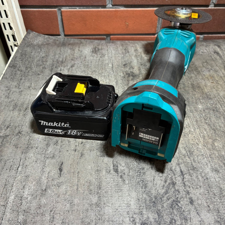 18V 100mm 充電式ディスクグラインダ GA404DZN バッテリ付き 【市川行徳店】