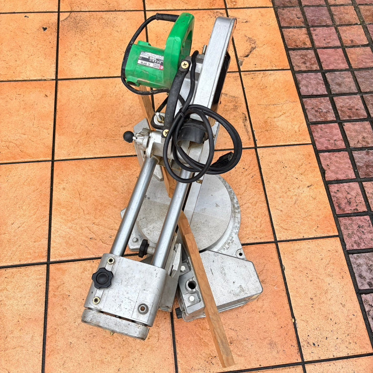 【店頭引取限定】日立(HITACHI) スライドマルノコ C8FB 【市川行徳店】