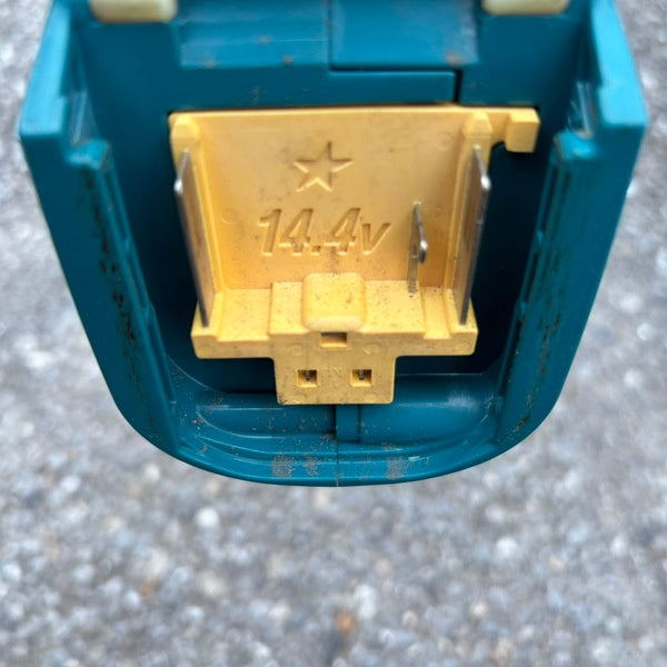 マキタ(makita)  360ミリ充電式生垣バリカン MUH364DZ 本体のみ 【野田愛宕店】