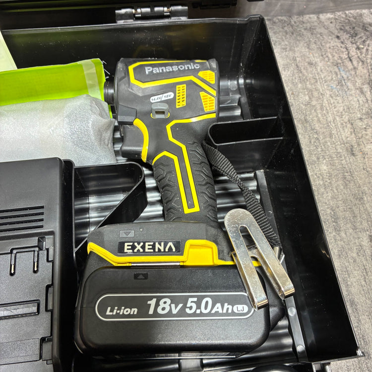 美品！アタッチメント2種付き！充電インパクトドライバー EZ1PD1J18A1Y【市川行徳店】