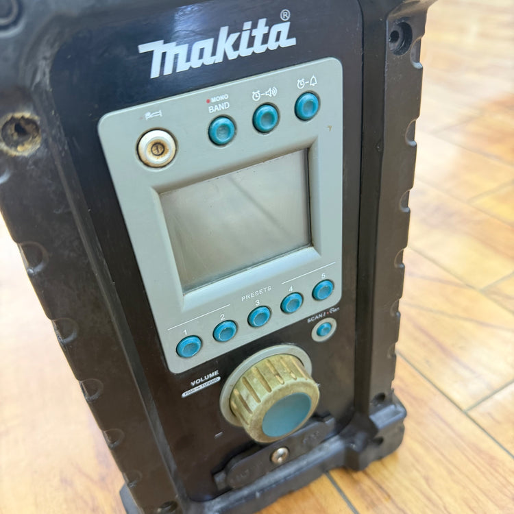 動作確認済み 充電式ラジオ MR100 18V,14.4V,12V,9.6V対応 本体のみ【リライズ蓮田店】