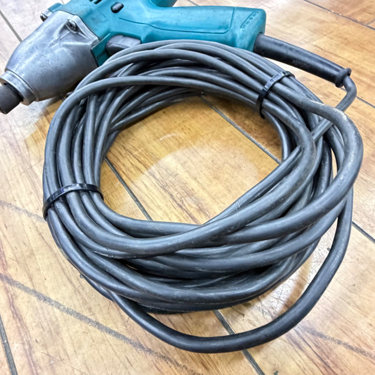 動作確認済み 100V インパクトドライバ 6951 【リライズ蓮田店】