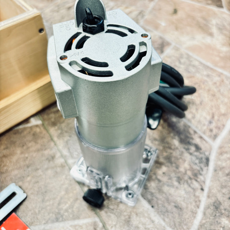 ◆マキタ(makita) トリマ 3701 【越谷店】