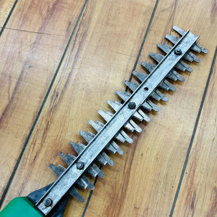 手渡し可 動作良好 18V マルチボルト コードレスポールヘッジトリマ CHP1825DA(BG)  【リライズ蓮田店】