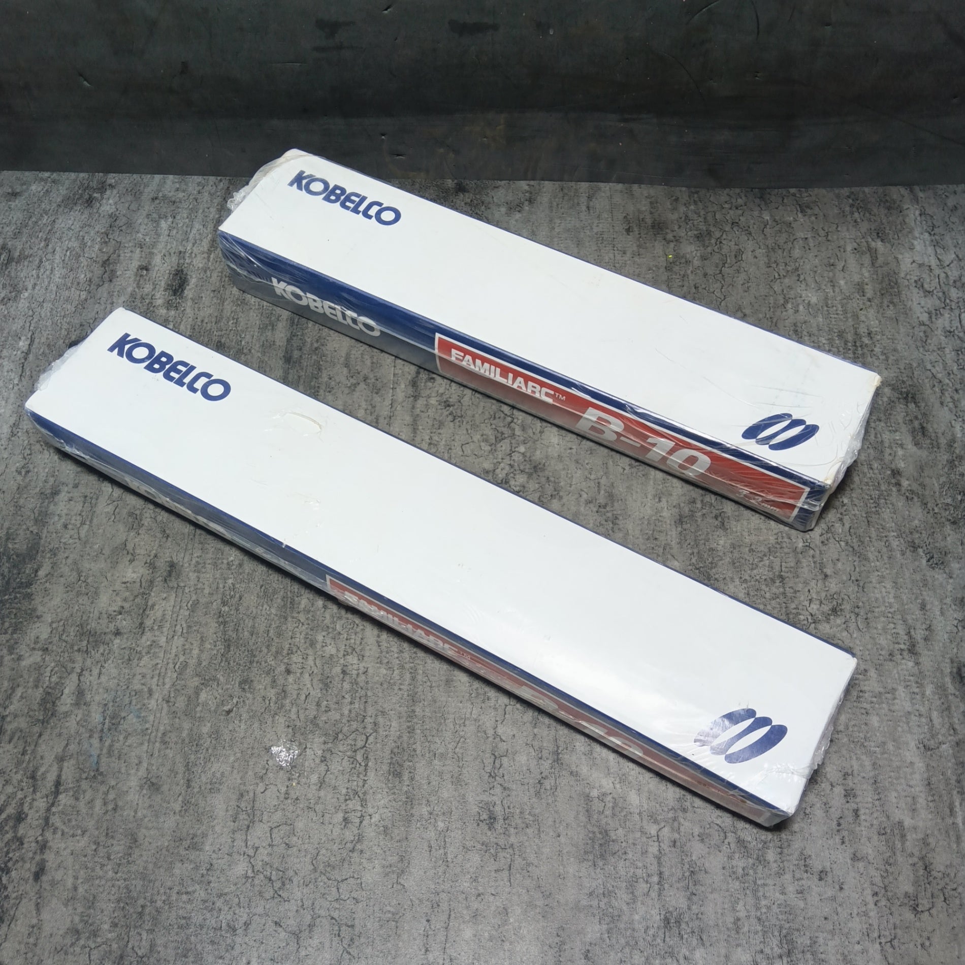 溶接棒 B-10 2箱セット 【市川行徳店】※二次流通品の為、傷・汚れあります。