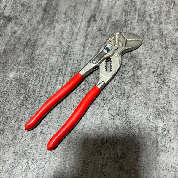 プライヤーレンチ 8603180