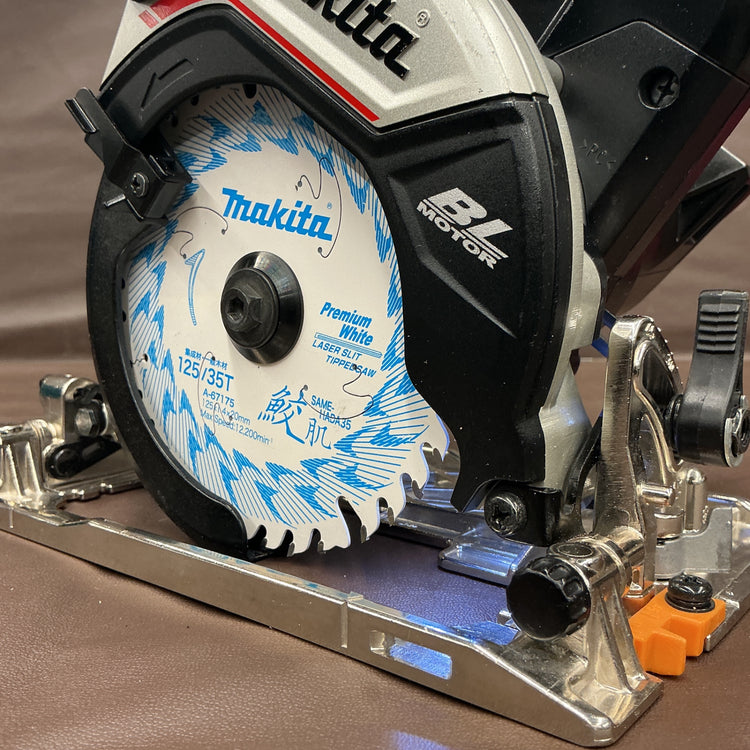 【中古・美品中古】 マキタ makita 18V 125mm コードレス丸のこ HS474DRG バッテリ、充電器、ケース付き 【越谷店】