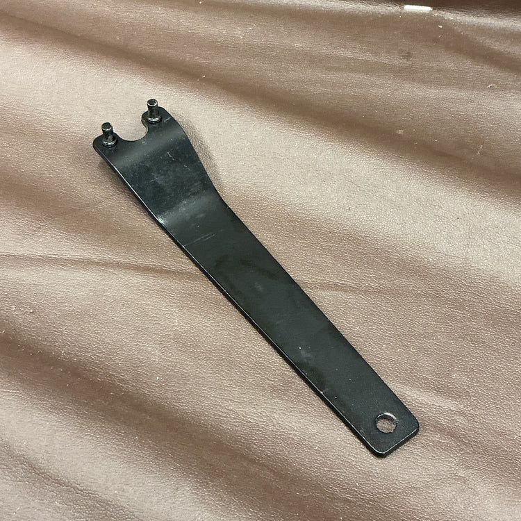 【美品・中古品】 マキタ(makita) 18V充電式ディスクグラインダ  GA402DZ 【越谷店】
