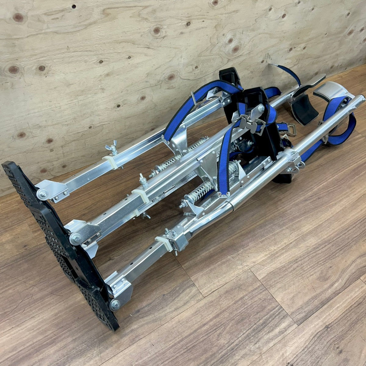 乾式壁 竹馬 48cm～74cm アルミニウム 石膏ボード 高所作業用  【船橋馬込店】