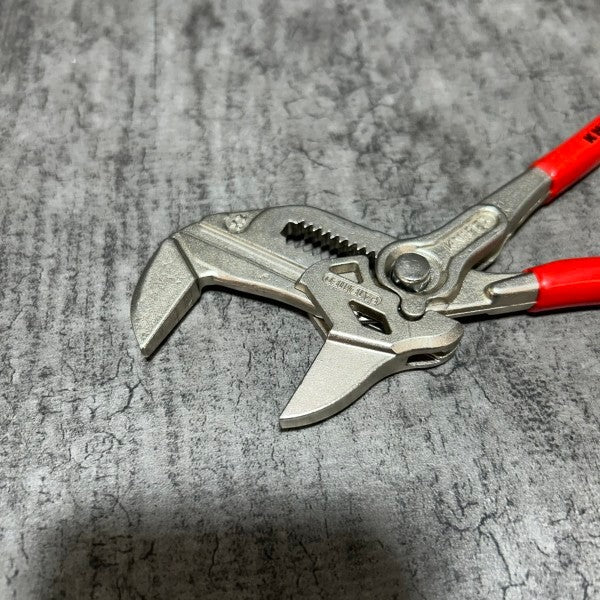 プライヤーレンチ 8603180